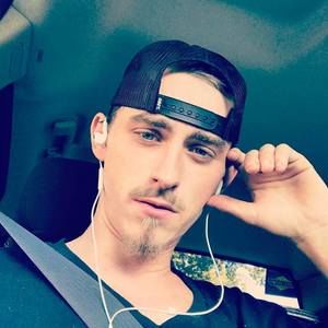 Meet your Posher, Charles